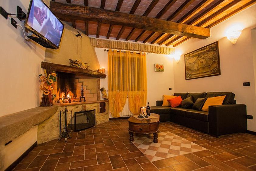 Agriturismo Casa Al Povero Вольтерра Экстерьер фото